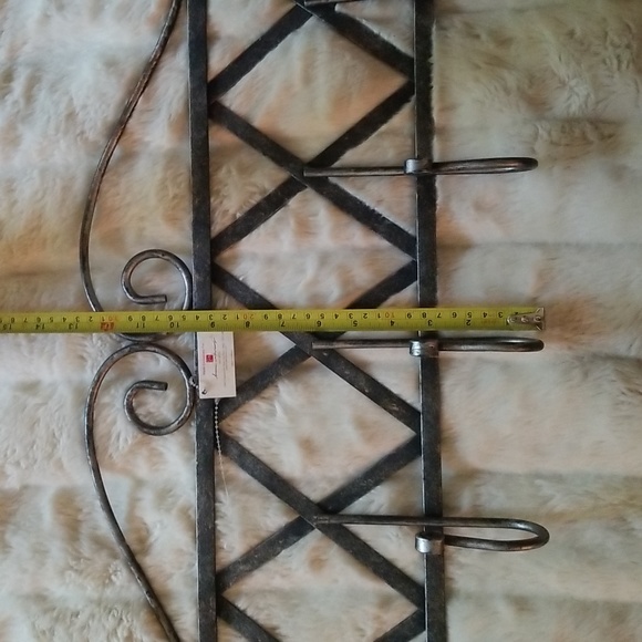 Home Interiors Metal 5 Hook Rack - Picture 6 of 7